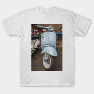 Classic Motorcycle - Piaggio Vespa T-Shirt